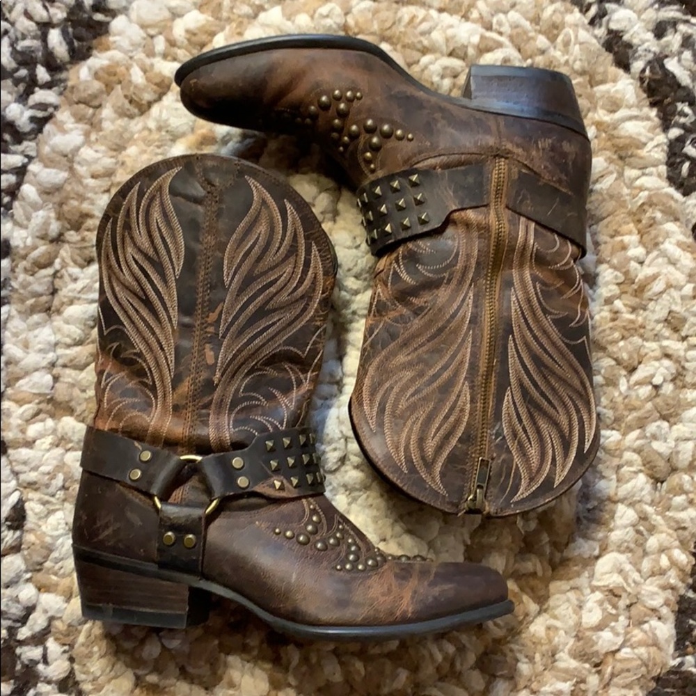 Ariat Cowboy Boots